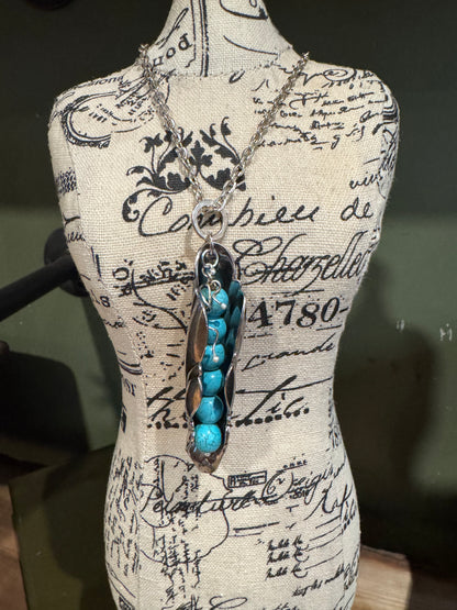 Pea Pod Pendant