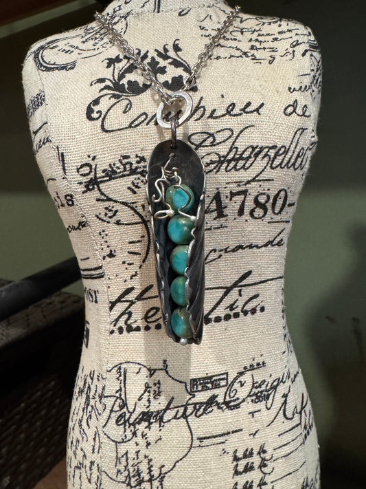Pea Pod Pendant